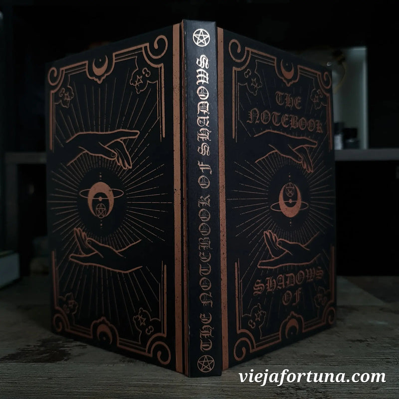 Nuevo The Notebook Of Shadows - Vieja Fortuna