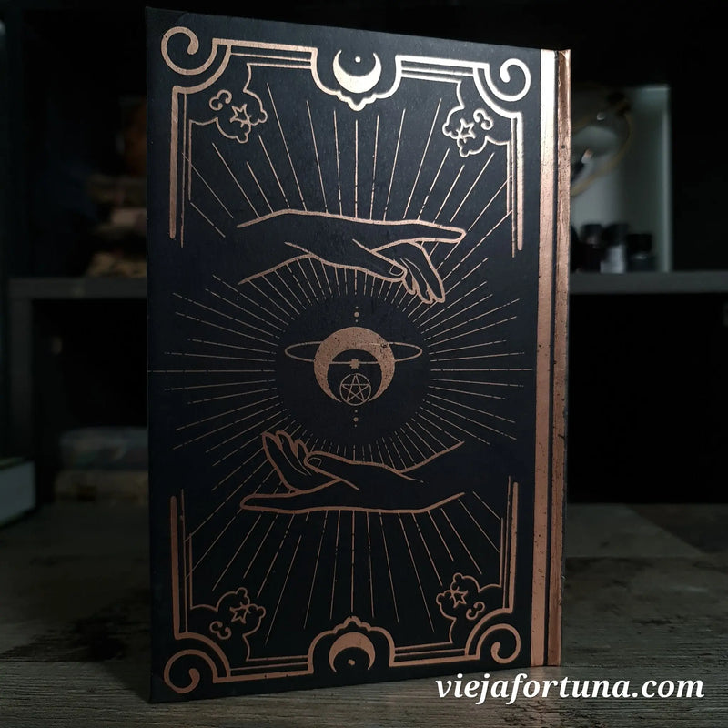 Nuevo The Notebook Of Shadows - Vieja Fortuna